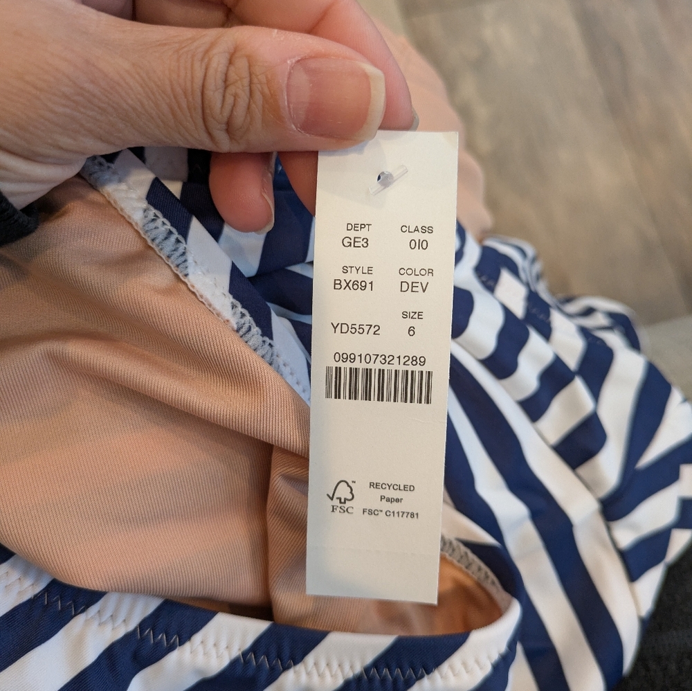 J. Crew cap sleeve Long Torso Swimsuit Nwt - Picture 8 of 9